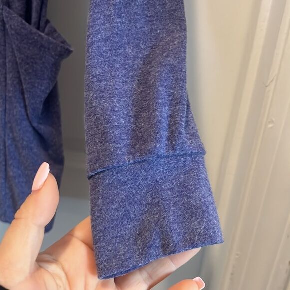 NWOT Miusey Small Purple Zip Up Hoodie Extra Long with Long Sleeves pockets thin - Picture 4 of 8